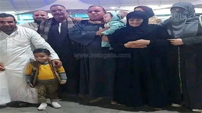 الحزن يخيم على جزيرة النص بالشرقية بعد مصرع أسرة في حادث بطريق الإسماعيلية (صور)