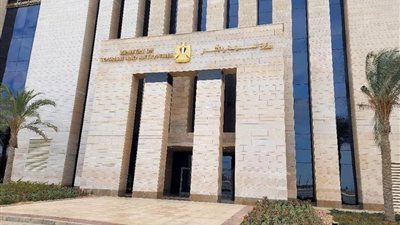 السياحة والآثار: قطع شهر أكتوبر بالمتاحف تسلط الضوء على البراعة العسكرية للمصريين القدماء 