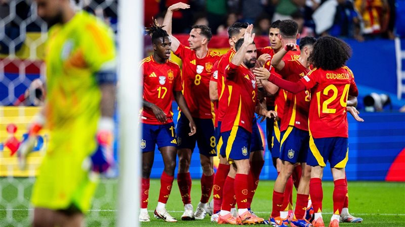 اسبانيا وايطاليا،فيتو