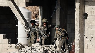 الجيش الإسرائيلي يعلن مقتل اثنين من جنوده وسط قطاع غزة