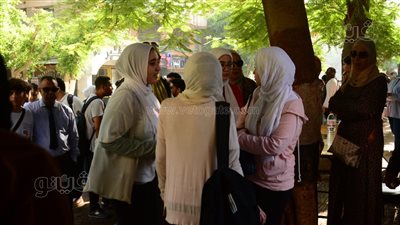 طلاب الثانوية العامة في مواجهة بعبع الفيزياء والتاريخ غدا.. ننشر عدد الأسئلة والدرجات.. وخبير يقدم نصائح للطلاب