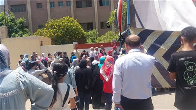 بكاء طالبات الثانوية العامة بالقليوبية بعد امتحان اللغة العربية (بث مباشر)