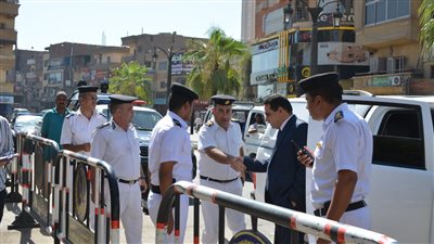 مدير أمن الأقصر: إزالة إشغالات الباعة الجائلين من محيط لجان الثانوية العامة 