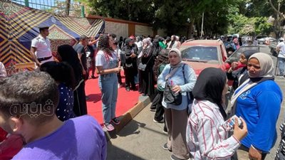 الإجابات متشابهة، سؤال بالنحو يحير طلاب الثانوية العامة 2024