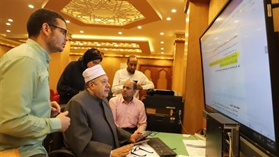 المعاهد الأزهرية عن امتحان الفيزياء لطلاب الشهادة الثانوية: لم نتلق شكاوى (صور) 