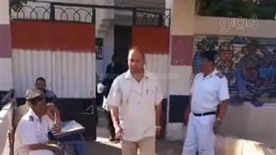 التحقيق مع ولى أمر لقيامه بدخول فناء مدرسة أثناء أداء امتحانات الثانوية بقنا