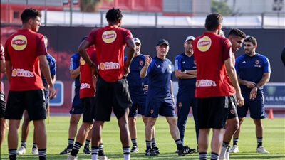 رغم انسحاب الزمالك، كولر يعلن قائمة الأهلي لمواجهة الأبيض في القمة 128