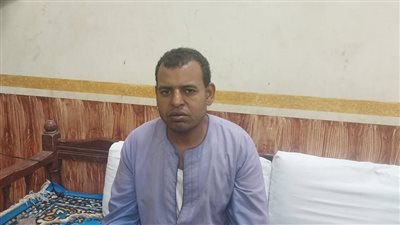 بعدما أبكى المصريين، بائع غزل البنات: 