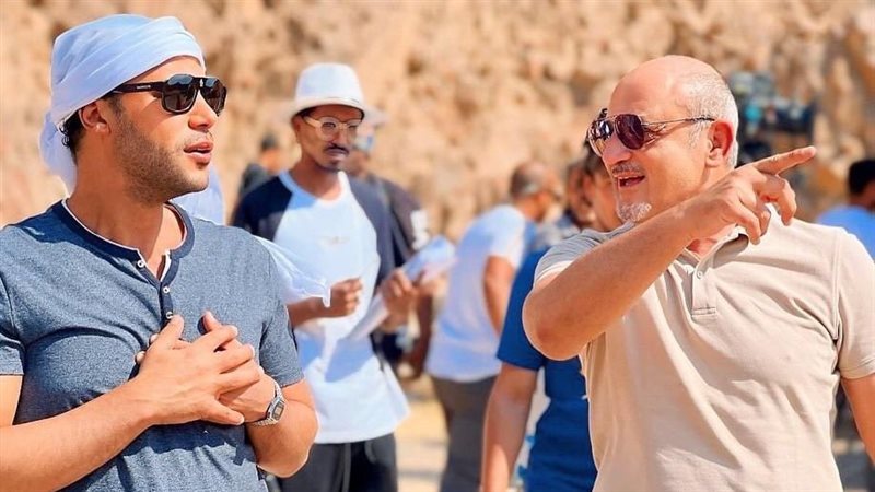 محمد إمام مع المخرج