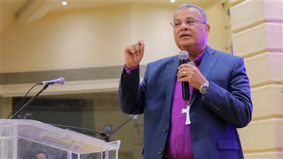 رئيس الإنجيلية يهنئ الدكتور نظير عياد لتكليفه بمهام مفتي الديار المصرية