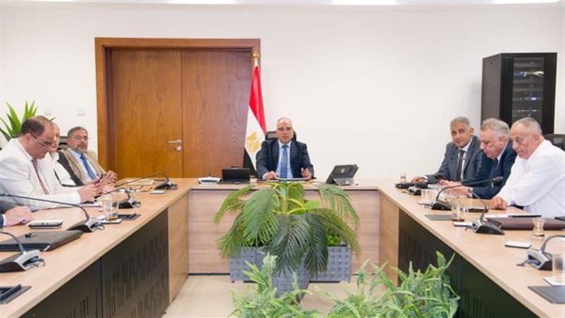 اجتماع الدكتور هانى