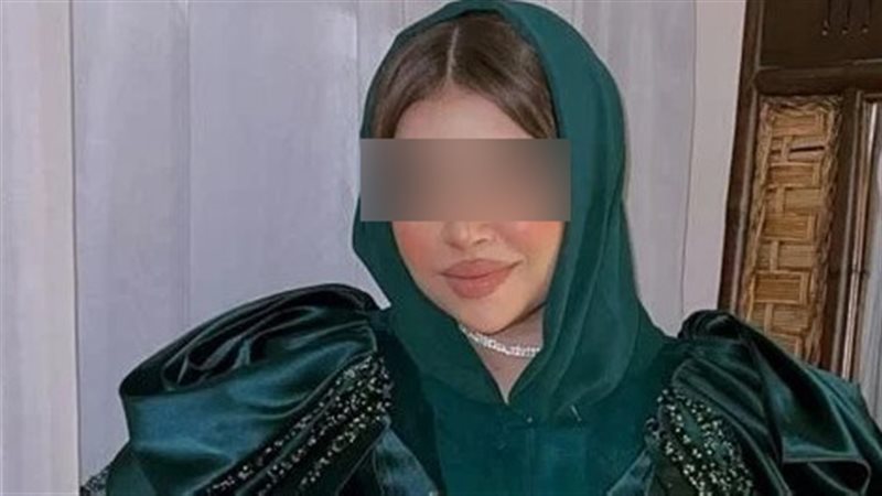 البلوجر نادين طارق