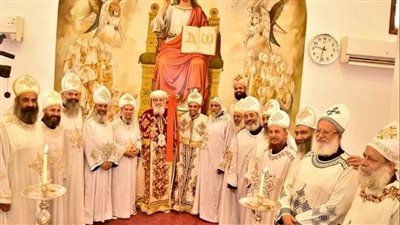 الأنبا مقار يرسم ٣٥ شماسا جديدا في إيبارشية الشرقية 