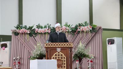 وكيل الأزهر يوجه 5 وصايا ذهبية لطلاب العلم بإندونيسيا (صور)