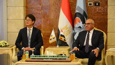 العربية للتصنيع: تصنيع 10 قطارات مترو أنفاق مكيفة في سيماف (صور)