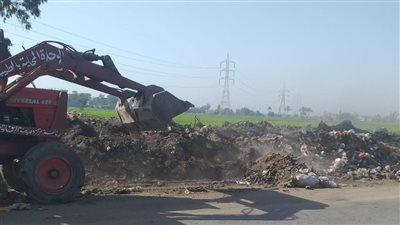 حملة للنظافة وتحصيل الإيرادات بالحسينية محافظة الشرقية 