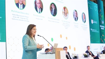 وزيرة التخطيط: تطوير 4666 مكتب صحة وميكنتها (صور)