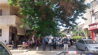 قلق وتوتر أولياء الأمور قبل خروج طلاب الثانوية العامة من لجان القليوبية (صور)