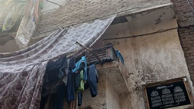 إصابة 6 أشخاص من أسرة واحدة في انهيار سقف حجرة بالإسكندرية 