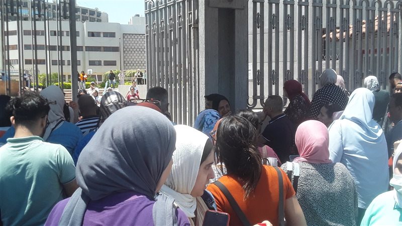 طلاب الثانوية بالإسكندرية