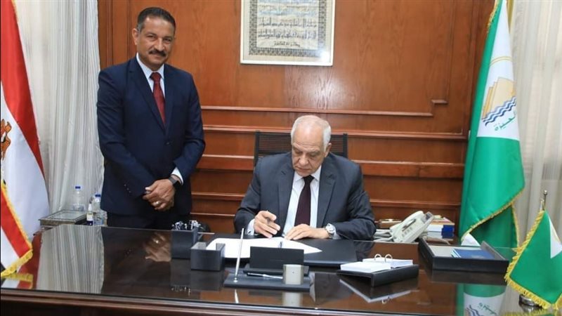 محافظ الجيزة خلال