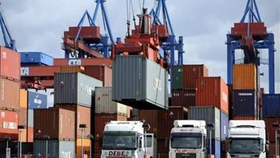  دور خطير في حركة التجارة بين مصر والعالم، تعرف على مسؤوليات المخلص الجمركي