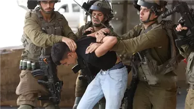 صحف إسرائيلية: كمية الطعام المقدمة للأسرى الفلسطينيين أقل من الحد الأدنى بالقانون الدولي