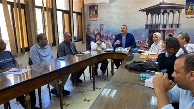 رئيس حي شرق بالإسكندرية: نتعاون لاتخاذ قرارات تخدم المواطن في المقام الأول