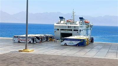 وصول 11 ألف من عمالة الحج إلى مينائي سفاجا والغردقة