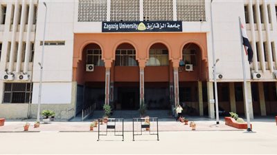 جامعة الزقازيق تطبق سياسة ترشيد استهلاك الكهرباء 