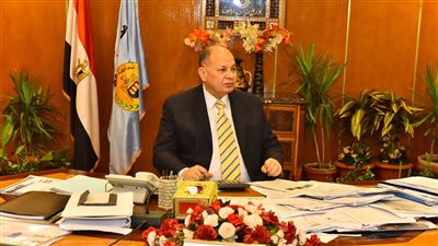 محافظ أسيوط يعتمد تنسيق القبول بالصف الأول الثانوى العام بحد أدنى 243 درجة 