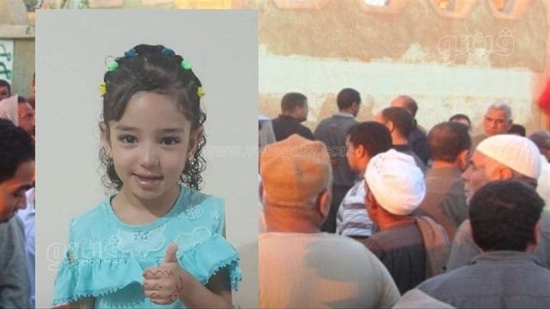 تشييع جثة طفلة سقطت