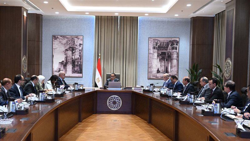 اجتماع برئاسة الدكتور