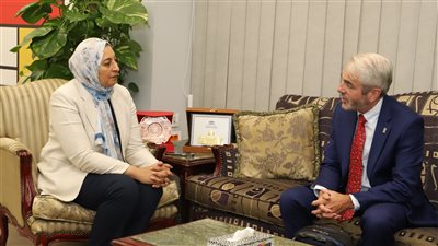 جامعة عين شمس تستقبل عميد المشاركة العالمية لمنطقة الشرق الأوسط وشمال أفريقيا