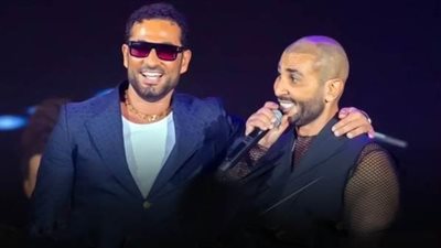 بالبرنص والبيجاما، أحمد سعد وعمرو سعد يغنيان لبرنامجهما الجديد (فيديو)