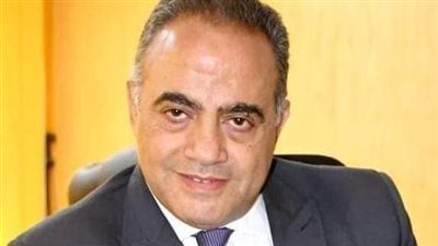 إدارة شرق الفيوم التعليمية تفتح أبواب مدارسها لطلاب الثانوية العامة لمواجهة انقطاع الكهرباء