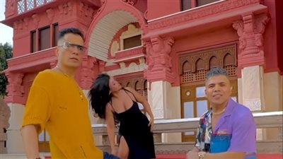 هجوم حاد على حسن شاكوش وعمر كمال بسبب كليب الراقصة ليندا (فيديو) 