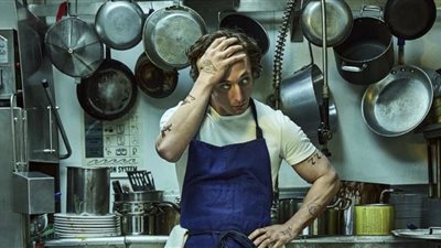 طرح الحلقة الأولي من الموسم الثالث لمسلسل The Bear