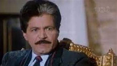  صلاح قابيل.. لمع إذاعيًا وسينمائيًا وتليفزيونيًا ومسرحيًا.. دوره في «الراقصة والسياسي» نقطة تحول.. حكاية الزواج السري من وداد حمدي.. واليوم ذكرى ميلاده