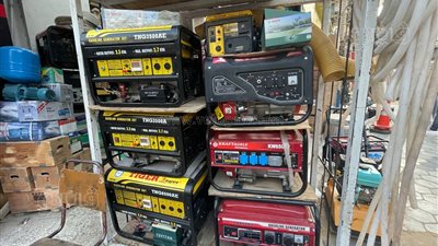 خطة تخفيف الأحمال تنعش مبيعات مولدات الكهرباء.. إقبال متزايد على الشراء بسبب انقطاع التيار.. وتجار يحذرون المواطنين ويوضحون أحدث الأسعار