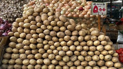 أسعار الخضروات اليوم، ارتفاع البطاطس والبصل في سوق العبور