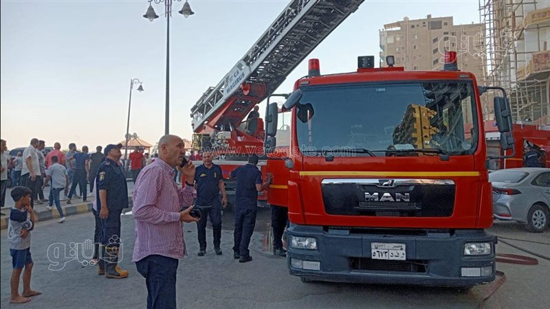 السكرتير العام يعاين