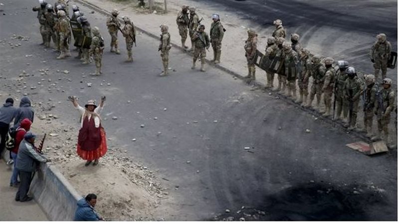 جنود بوليفيون، فيتو