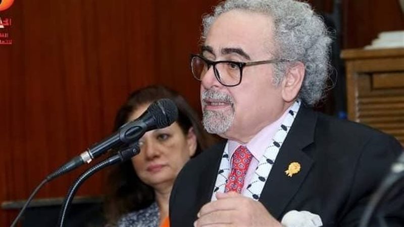 علاء عبد الهادي،