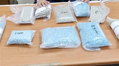 ضبط 20 ألف قرص مخدر بحوزة راكبة أجنبية بمطار شرم الشيخ