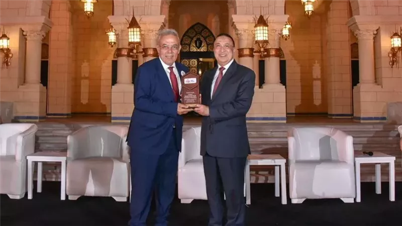 محافظ الإسكندرية
