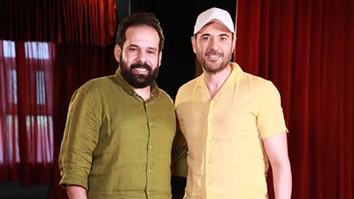 أحمد عز: موت أمي كسرني وهذه أكبر غلطة ارتكبتها في حياتي (فيديو)