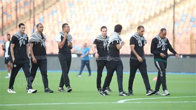 حسام حسن يقود هجوم سموحة أمام بيراميدز بالدوري الممتاز 