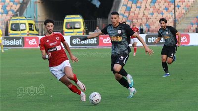 سوبر هاتريك وسام، الأهلي يكتسح فاركو بسداسية ويتوج بطلا للدوري المصري 