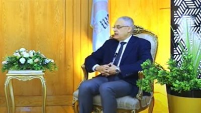 القومي للبحوث يبتكر منتجا مصريا بديلا للمنتجات المستوردة في صناعة الأدوية